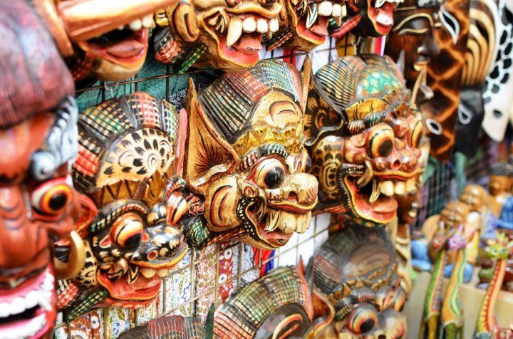 10 Daya Tarik Bali yang Menarik Hati Turis Mancanegara: Mengapa Bali Jadi Destinasi Favorit? 10 Daya Tarik Bali yang Menarik Hati Turis Mancanegara: Mengapa Bali Jadi Destinasi Favorit?