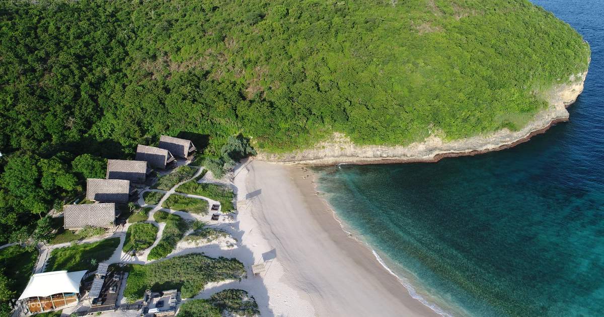 Mengenal 7 Resort Eksklusif di Indonesia dengan Akses Pantai Pribadi Mengenal 7 Resort Eksklusif di Indonesia dengan Akses Pantai Pribadi