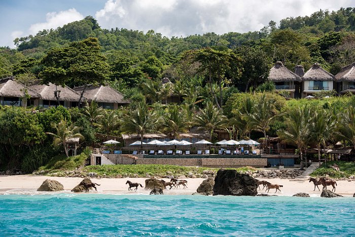 Mengenal 7 Resort Eksklusif di Indonesia dengan Akses Pantai Pribadi Mengenal 7 Resort Eksklusif di Indonesia dengan Akses Pantai Pribadi