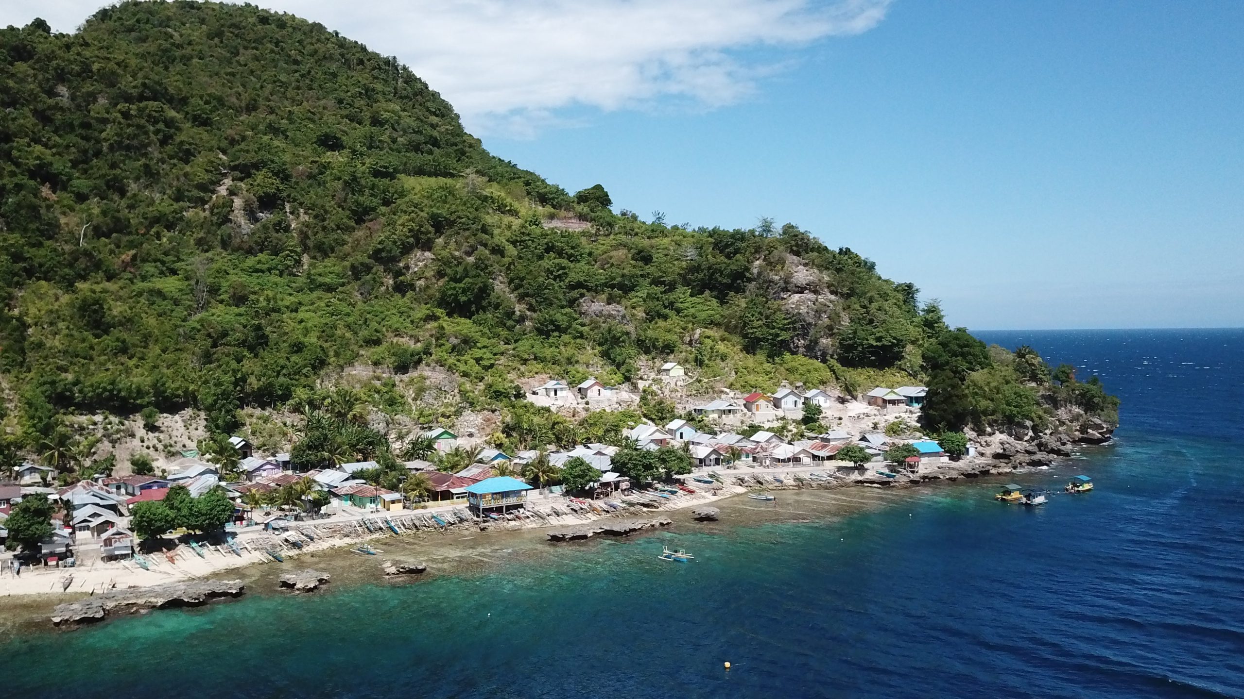 Menyelami Keindahan Alam Gorontalo: 7 Pantai Eksotis yang Wajib Dikunjungi Menyelami Keindahan Alam Gorontalo: 7 Pantai Eksotis yang Wajib Dikunjungi