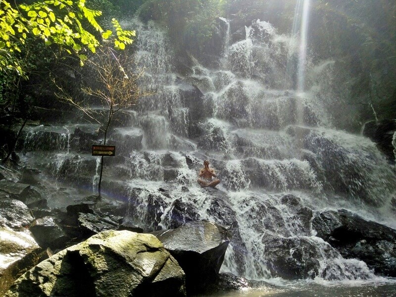 Wisata Alam Bali: Menyaksikan 7 Air Terjun yang Menakjubkan di Pulau Tropis Wisata Alam Bali: Menyaksikan 7 Air Terjun yang Menakjubkan di Pulau Tropis